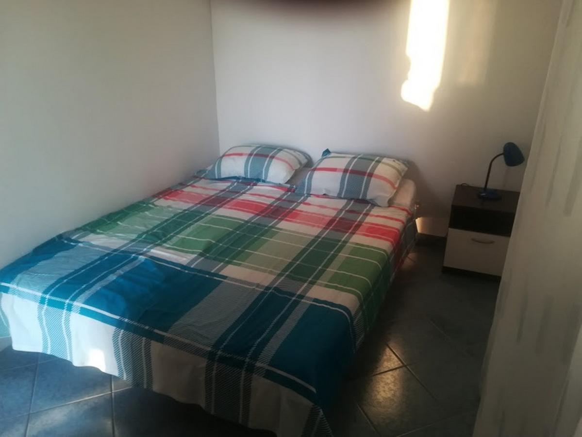 Apartments Barisic Hrvatskih Zrtava 404 Seget Vranjica 트로기르 외부 사진